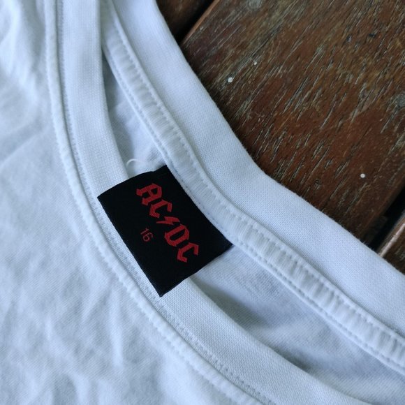ACDC Size 16 Band T Shirt White Graphic Short Sleeve Crew Neck Cotton - Picture 4 of 8